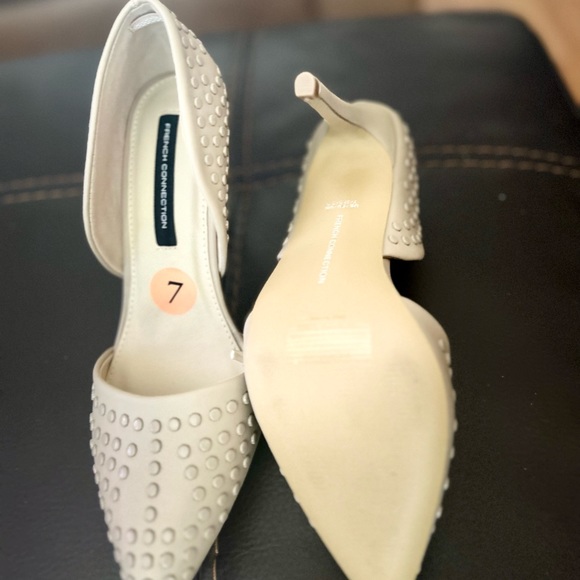 Heels - Picture 7 of 8